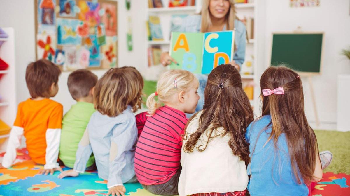 How to Enhance Public Speaking Skills of Students